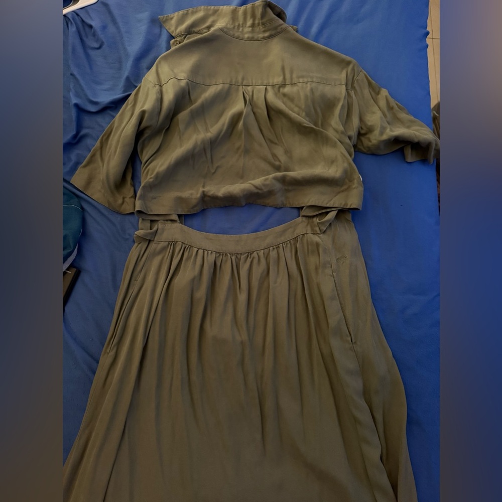 Lacoste Olive Green Button-Down Midi dress - Picture 6 of 8